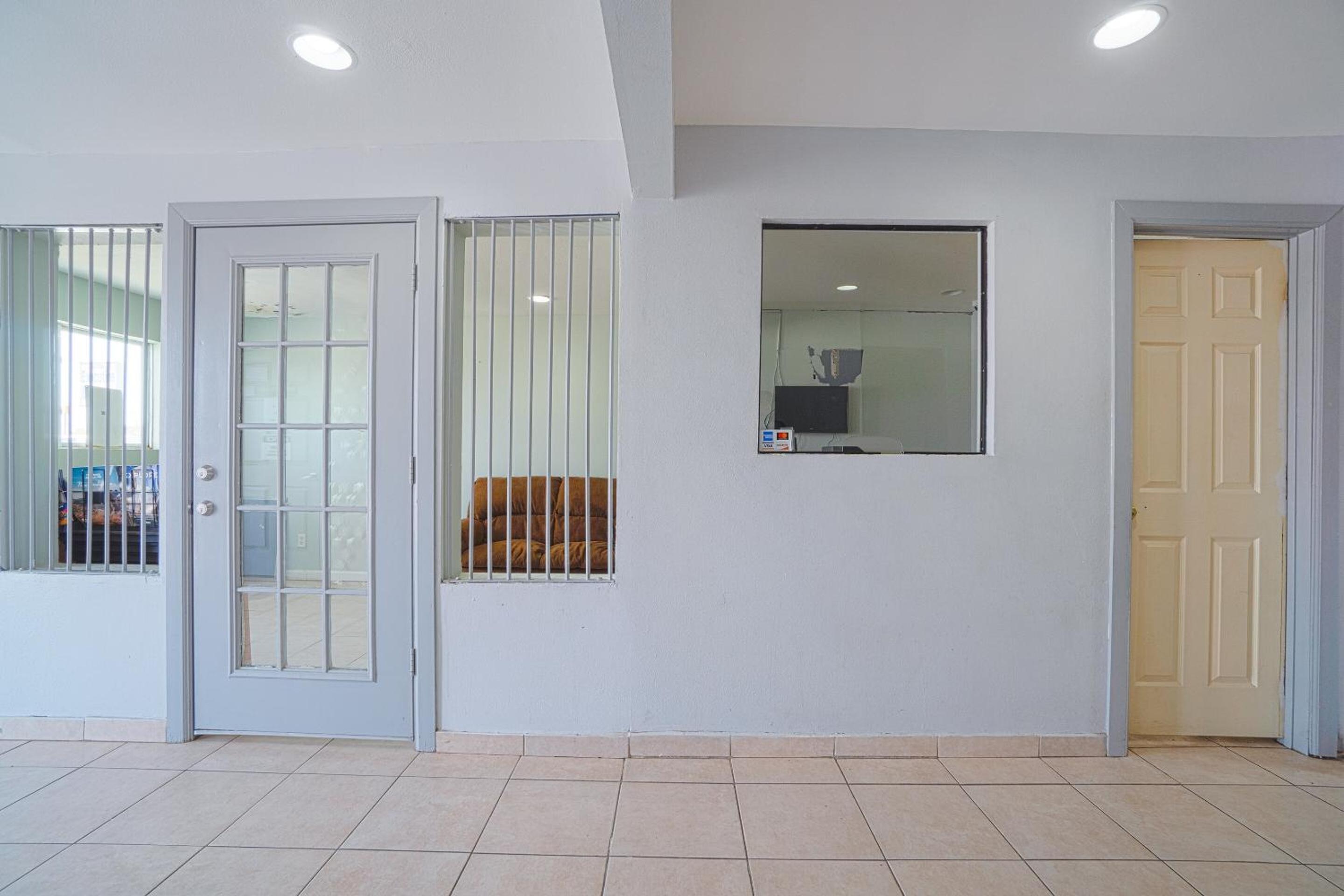 OYO Hotel Midland - photo 70