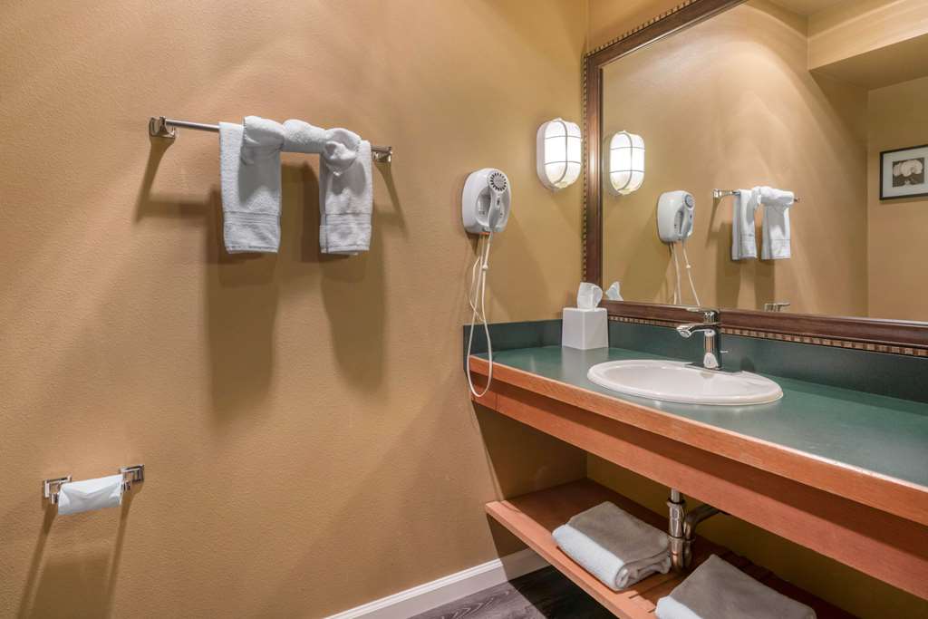 Inn at Port Gardner Everett Waterfront Ascend Hotel Collection - photo 7