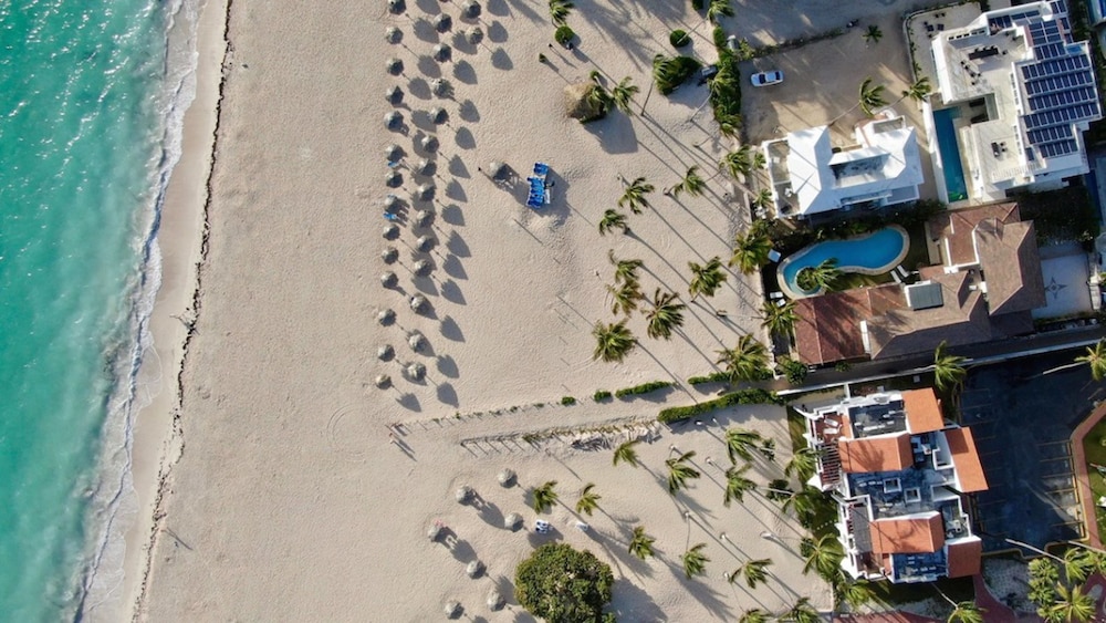 Villa Long Beach — 4-Star Luxury Hotel in Punta Cana, Dominican Republic