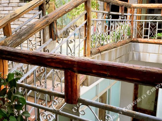 Baqi Hotel - carbon neutral hotel in Dali