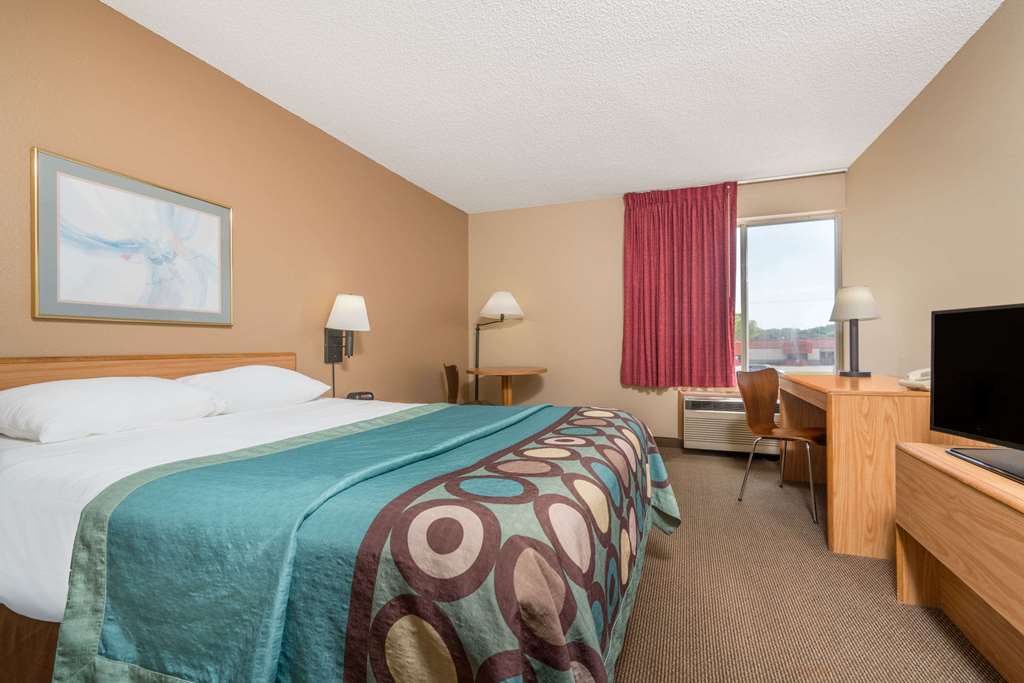 Super 8 by Wyndham Menomonie WI - photo 12
