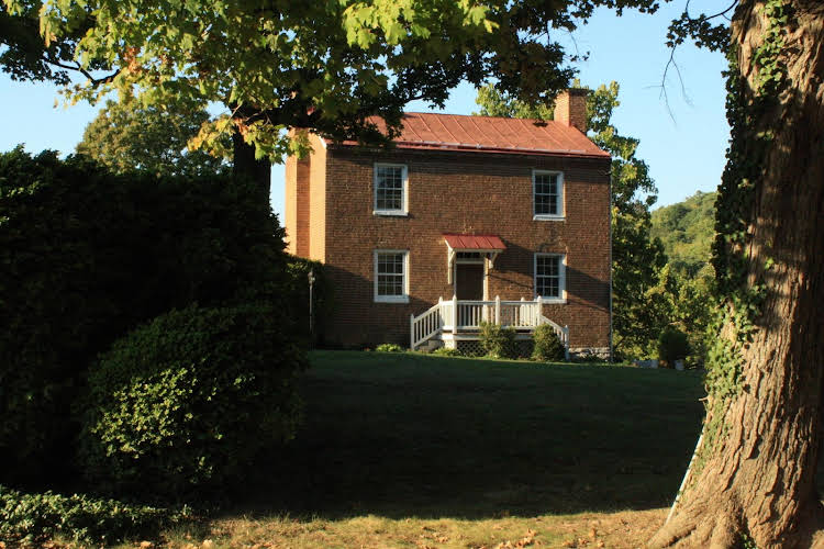 Maple Hall Inn - photo 34