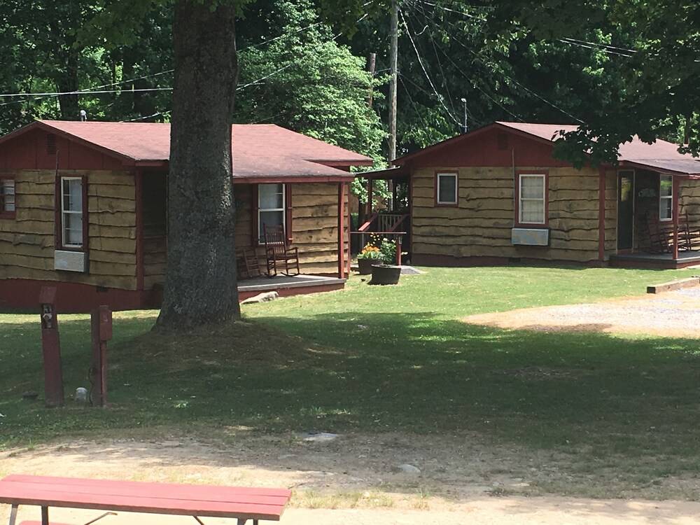 Smoky View Cottages & RV Resorts - photo 55