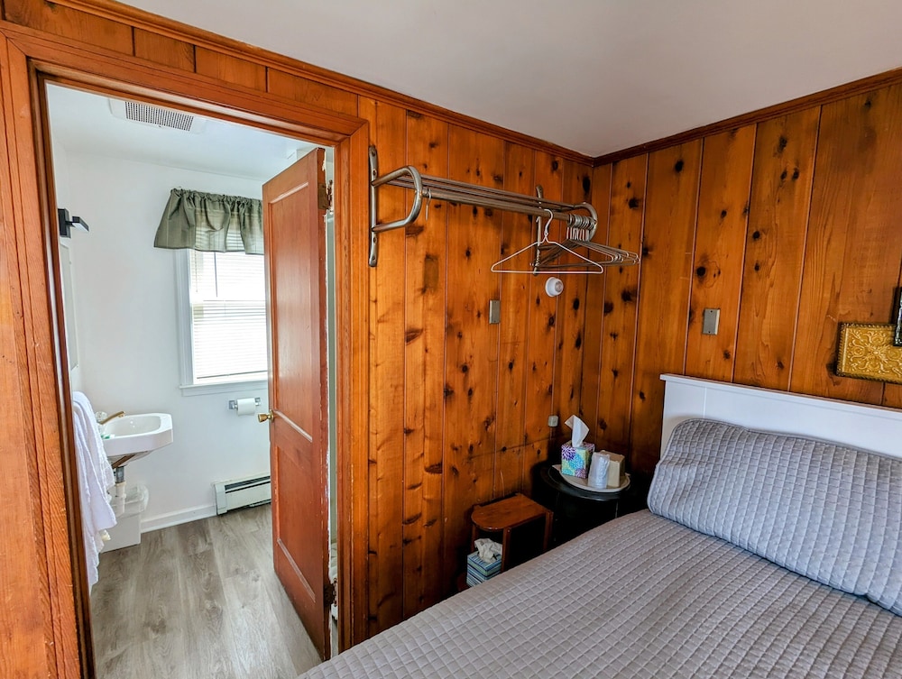 Riverside Motel - photo 59