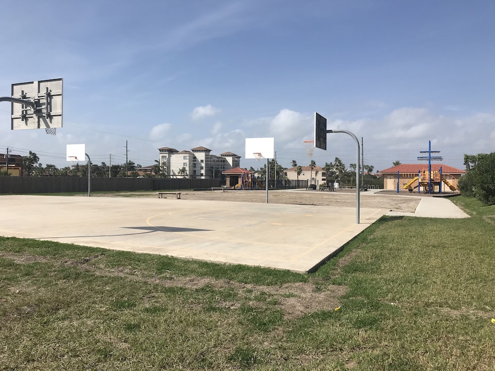 Ramada by Wyndham & Suites South Padre Island - photo 41