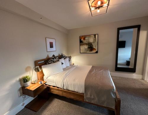 Entire Modern 7 Unit 7 Bath Boutique Inn - photo 52
