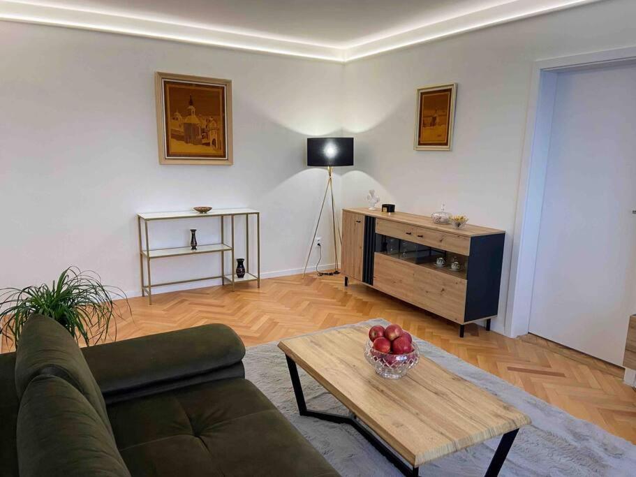 Apartment under Trojický hill — 4-Star Luxury Hotel in Banska Stiavnica, Slovakia