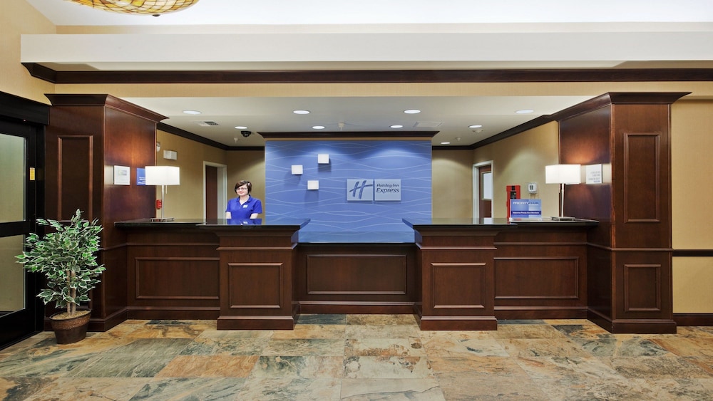 Holiday Inn Express Hotel & Suites Great Falls by IHG - photo 26