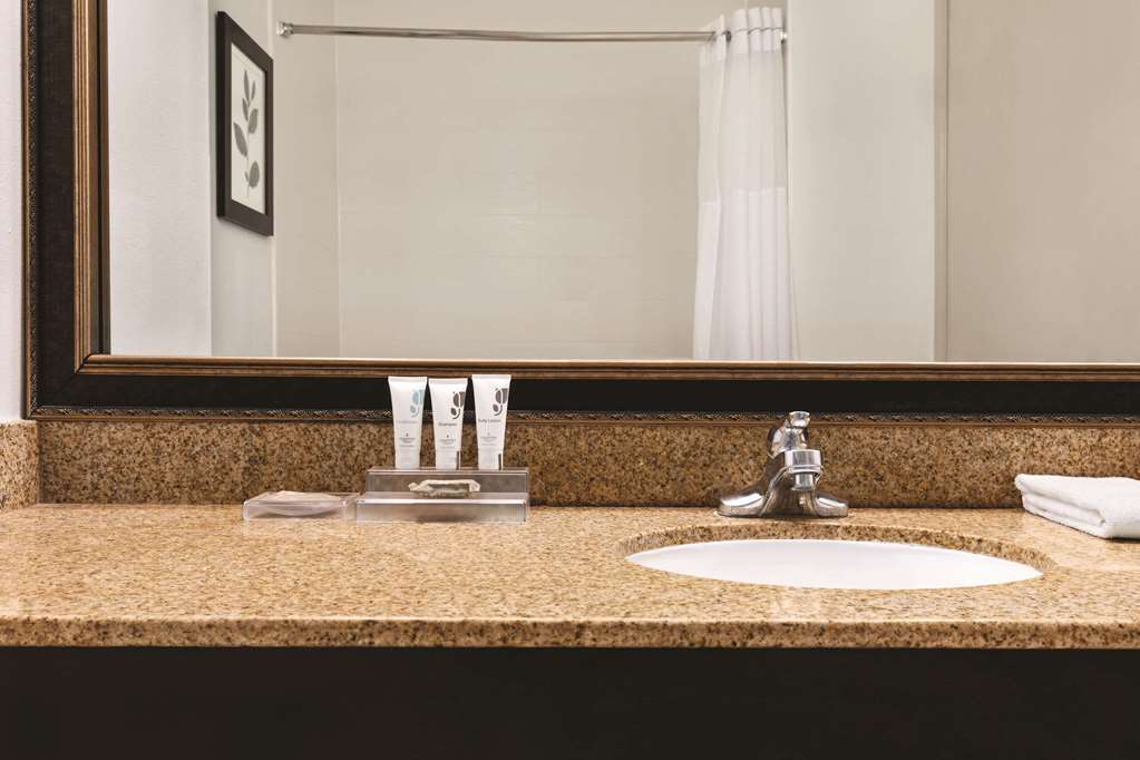 Country Inn & Suites by Radisson Georgetown KY - photo 14
