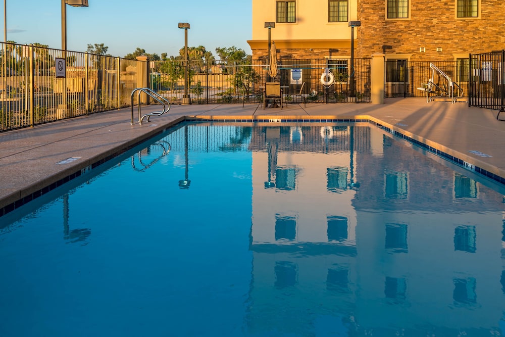 Staybridge Suites Phoenix Chandler by IHG - photo 60