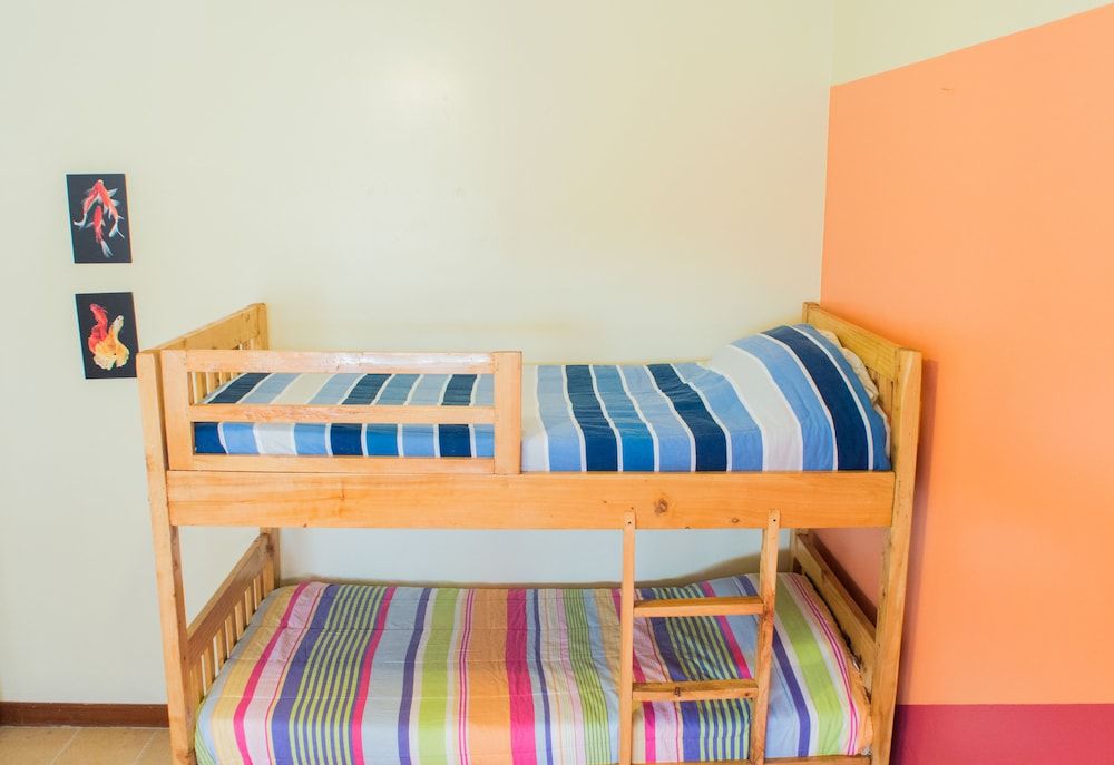 Naisula Place Hostel