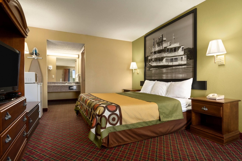 Super 8 by Wyndham Hattiesburg North University Area - photo 17