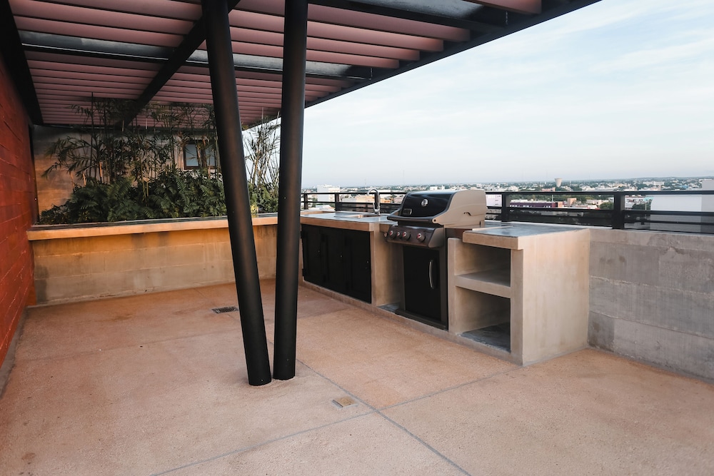 BBQ/picnic area