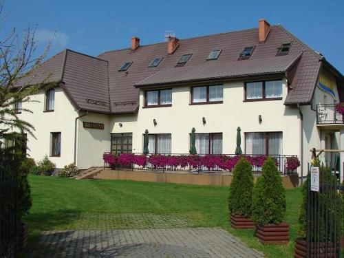 D.W. Krystyna - carbon neutral hotel in Unknown City