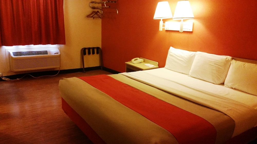 Motel 6 Elk City OK - photo 7