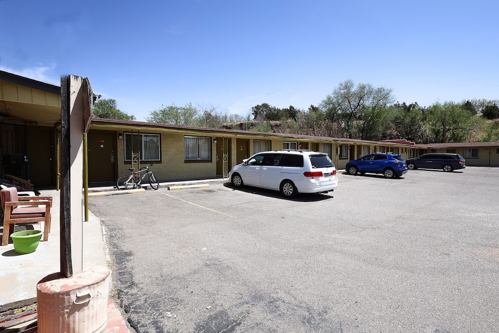 Route 66 Inn - photo 18