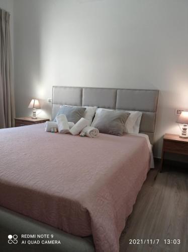 Sunshine Apartments — 4-Star Luxury Hotel in Daratsos, Greece