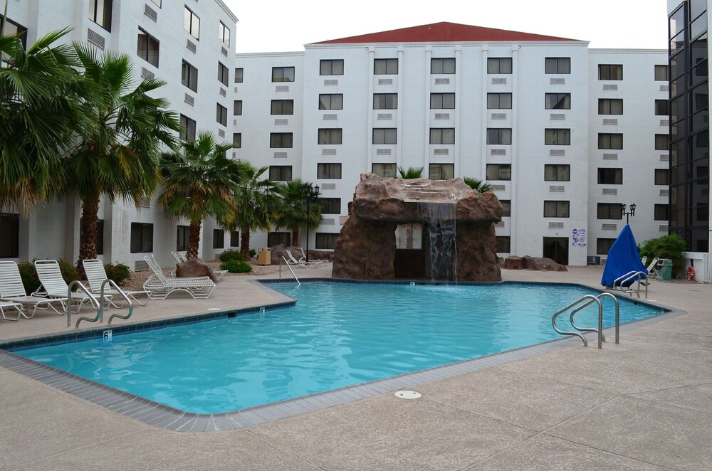 Colorado Belle Hotel and Casino - photo 9
