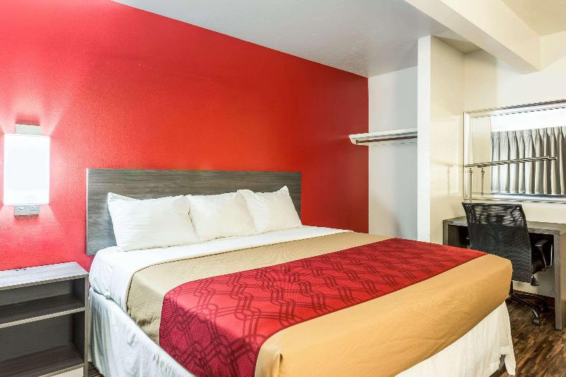 Econo Lodge Idaho Falls - photo 15