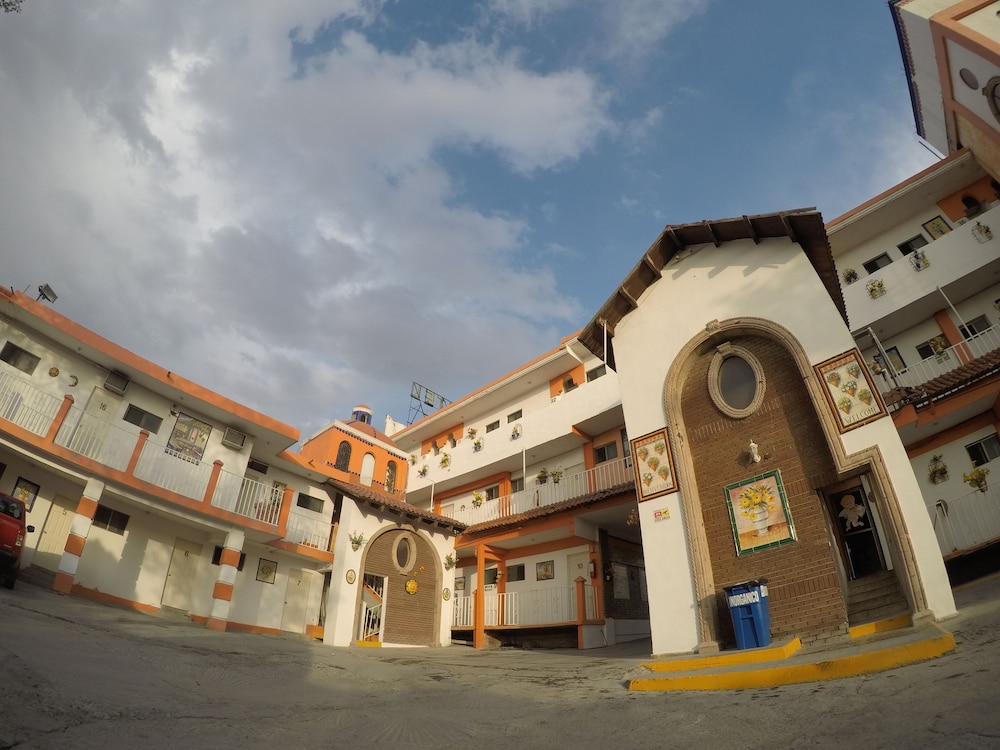Mario's Inn - last minute hotel in Ramos Arizpe