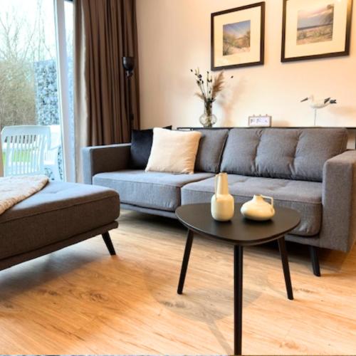 Prins Heerlijk Amelander Kaap 81 — 4-Star Luxury Hotel in Hollum, Netherlands