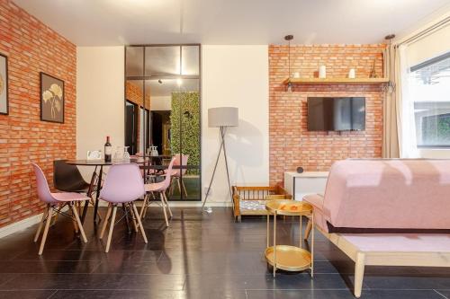 Interior con estilo y accesible — 4-Star Luxury Hotel in Mexico City, Mexico