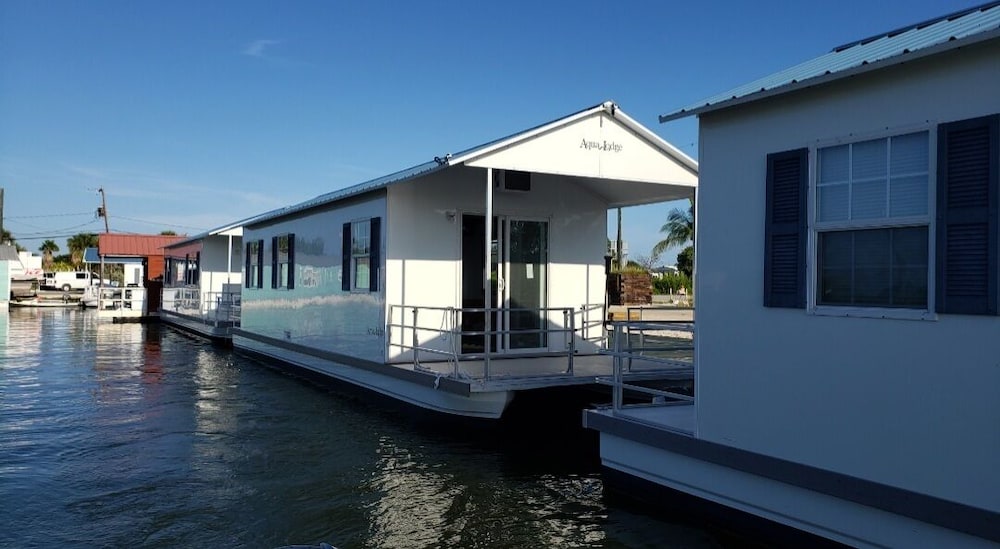 Old Wooden Bridge Resort & Marina - photo 149