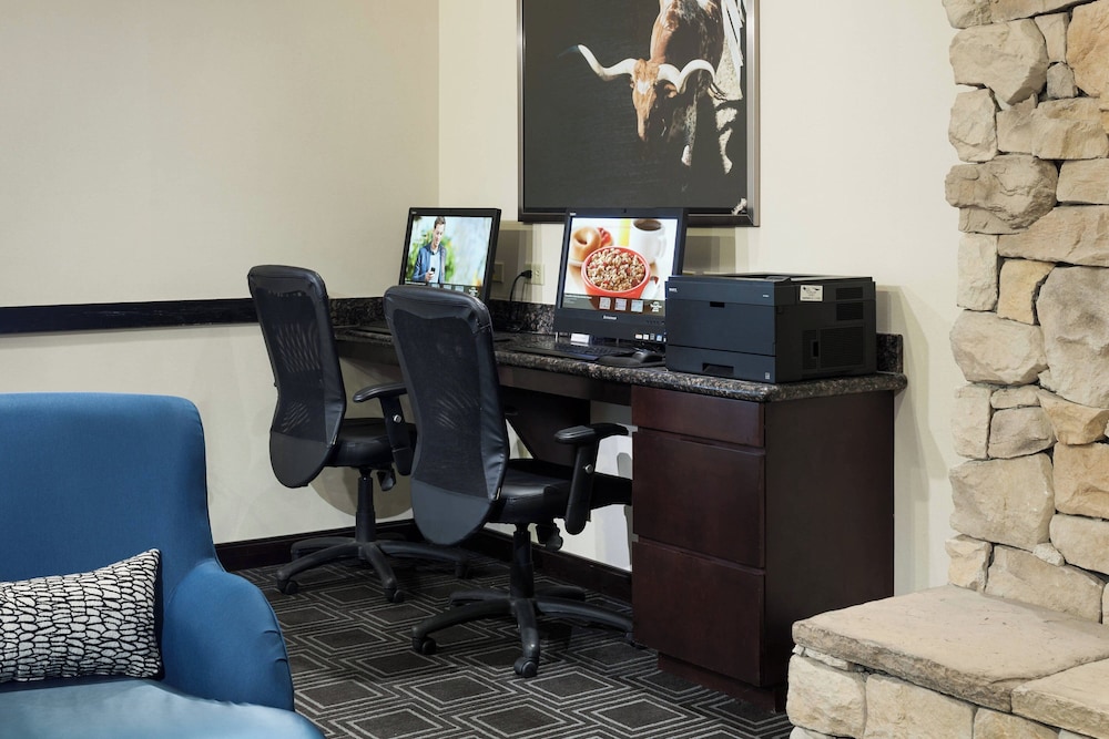 TownePlace Suites by Marriott San Antonio Airport - photo 23