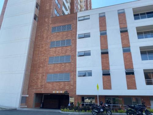 Apto Amoblado 77 Mt2 — 4-Star Luxury Hotel in Itaguei, Colombia