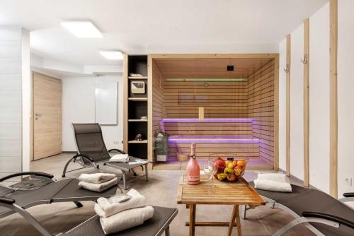 Chic Apartments with Finnish Sauna and Jacuzzi — 4-Star Luxury Hotel in Kranjska Gora, Slovenia