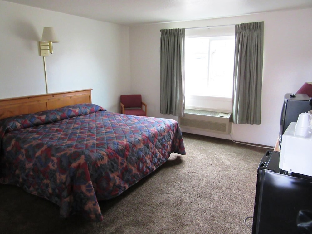 Yellowstone Country Inn - photo 11