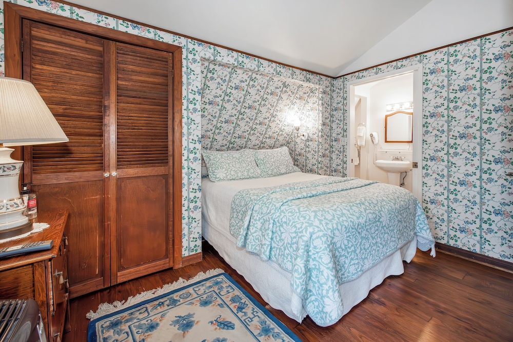 Bath Street Inn - photo 33