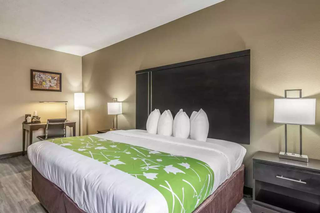 Americas Best Value Inn Opelika - photo 25