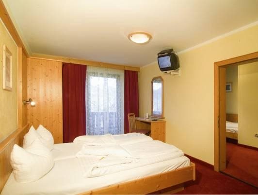 Der Dolomitenhof Tristach in Lienz, Austria