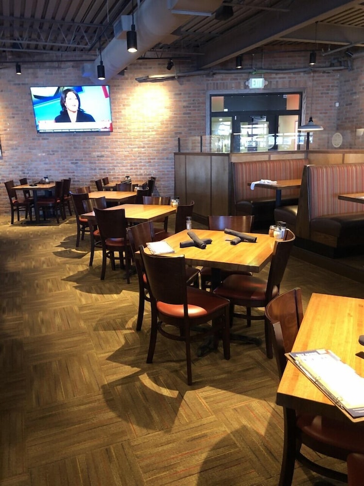 Holiday Inn Rock Springs by IHG - photo 37
