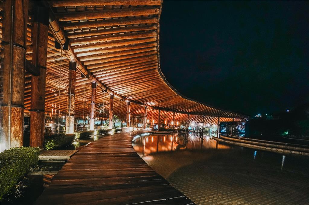 El Santuario Resort Night Door