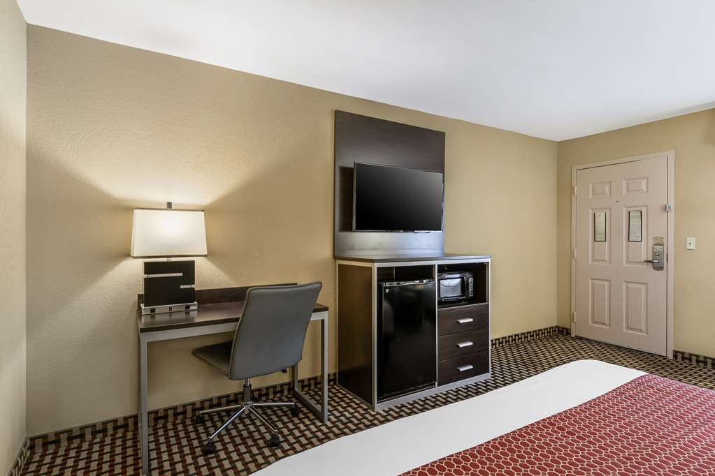 Best Western Bradford Inn - photo 17