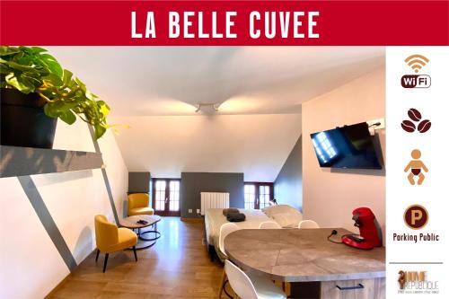 La Belle Cuvee Plein Centre Ville Chablis in Chablis, France