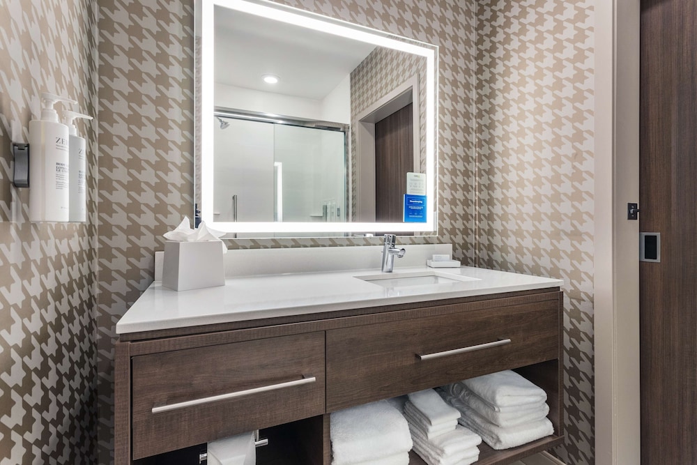 Home2 Suites by Hilton Cedar Rapids Westdale - photo 20