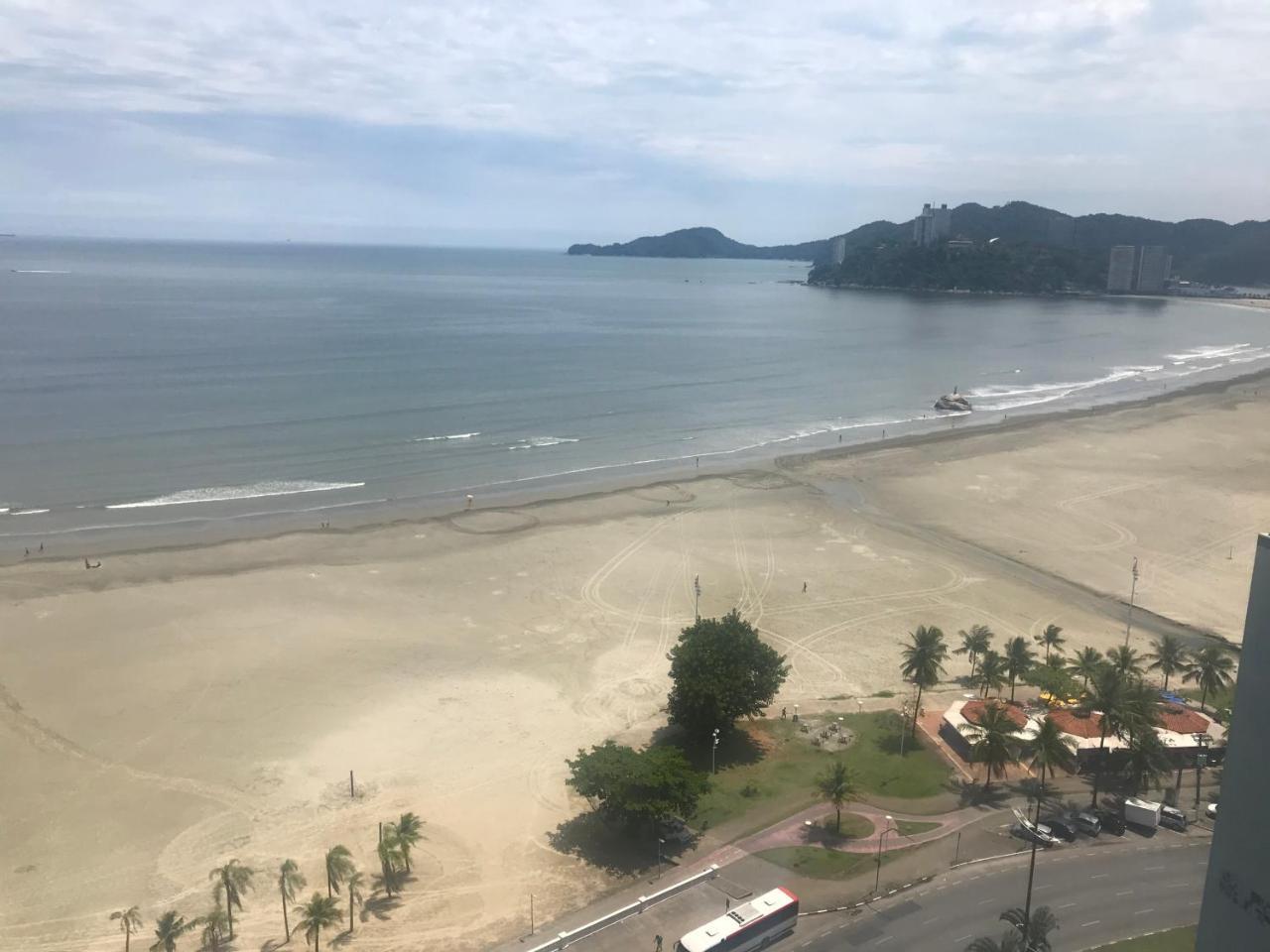 Apartamento Frente ao Mar Santos — 4-Star Luxury Hotel in Santos, Brasil