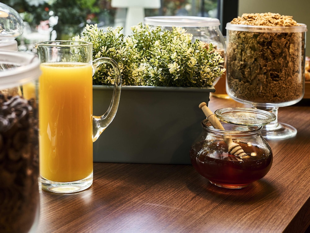 מזון ומשקאות