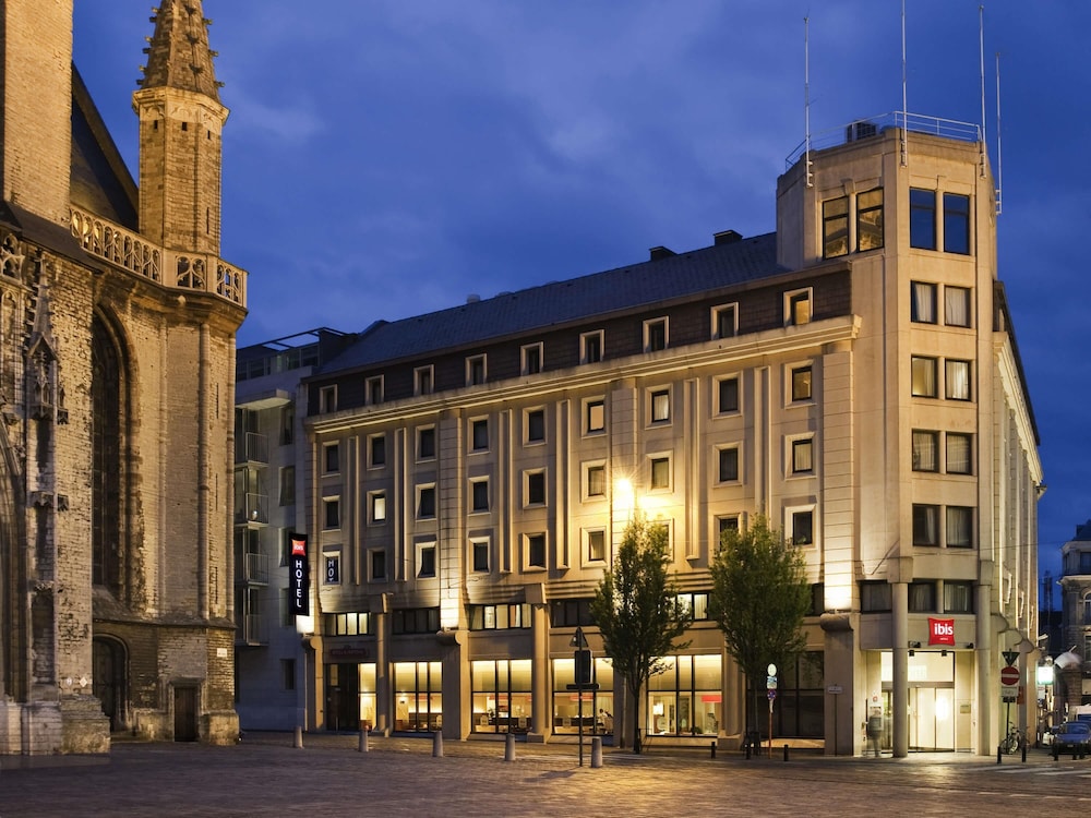 ibis Gent Centrum St Baafs Kathedraal in Gent, Belgium