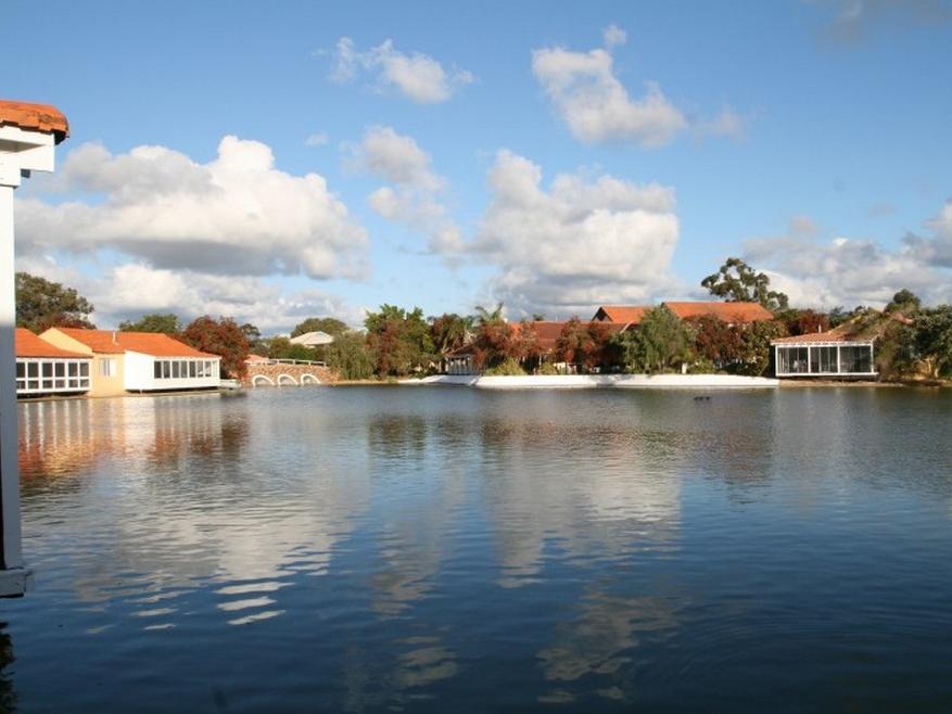 River Resort Villas — carbon neutral stay, Mandurah
