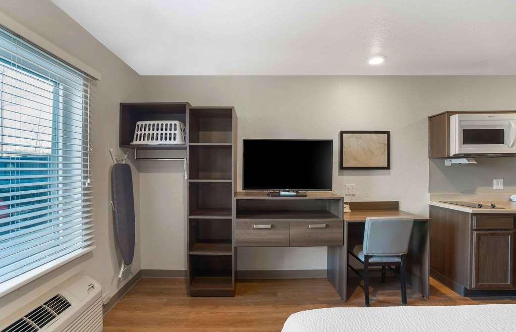 Extended Stay America Select Suites Charlotte Northlake - photo 21