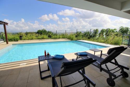 Appartement Sky Blue — 4-Star Luxury Hotel in Fort-De-France, Martinique