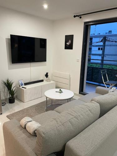 Le Cosy Proche Disney — hotel in Vaires-Sur-Marne