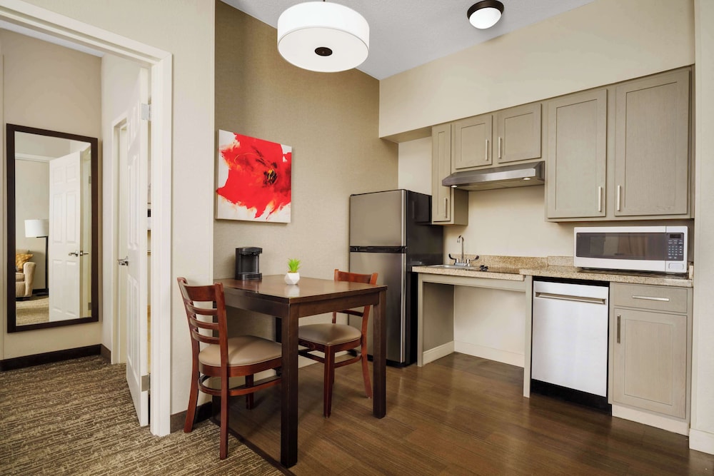 Homewood Suites by Hilton Rochester Henrietta - photo 17