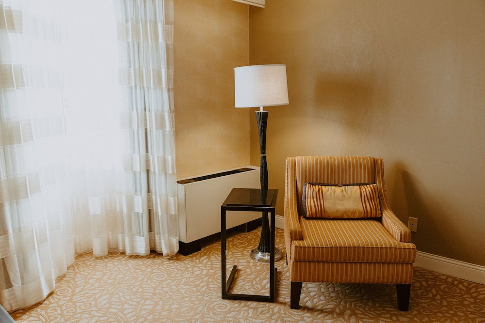 The Lincoln Marriott Cornhusker Hotel - photo 7