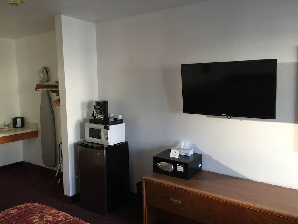 Westward Inn - photo 4