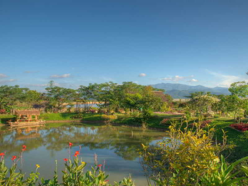 Maekok River Village Resort — Mae Ai